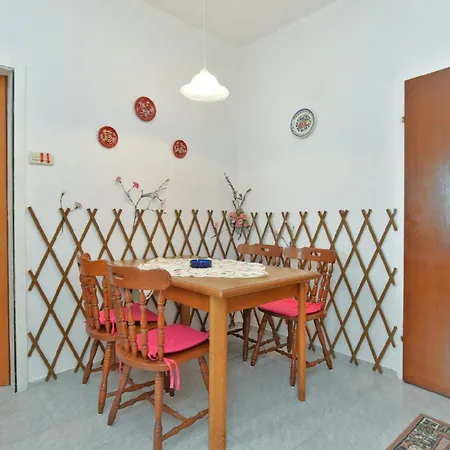 Fuer 5 Personen Ca 50 Qm In Fazana, Istrien Istrische Riviera